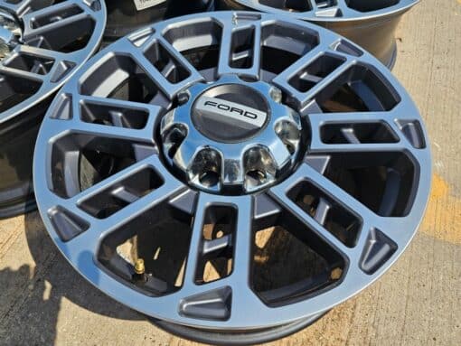 20" Ford F-250 F-350 OEM LIMITED Platinum wheels 10302 10483 rims 2024 2025 NEW - Image 2